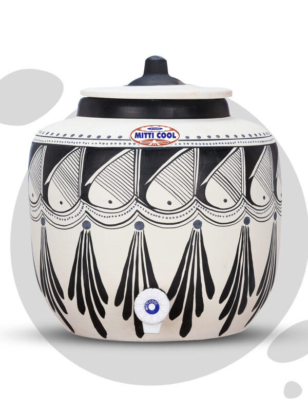 Clay Water Pot – 12 Liter Black Spade Design